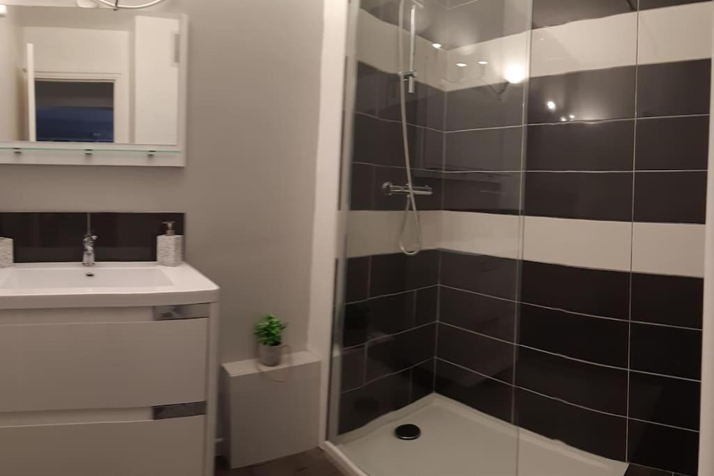 Apartament Au Calme, 200M Du Centre T2 Avec Balcon Et Parking Cassis Zewnętrze zdjęcie