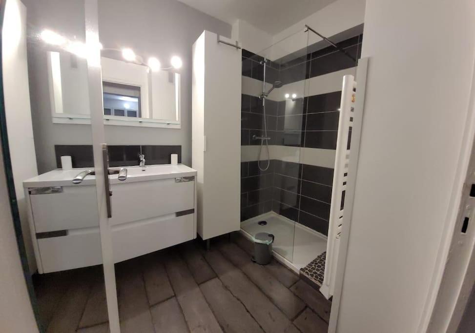 Apartament Au Calme, 200M Du Centre T2 Avec Balcon Et Parking Cassis Zewnętrze zdjęcie